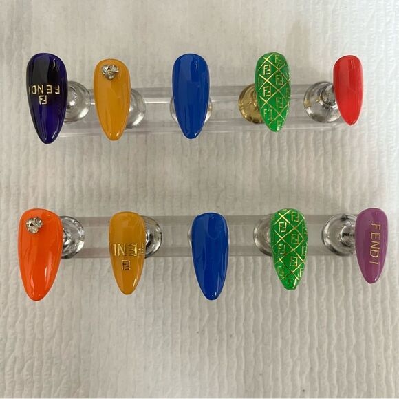 Color Theory gel pressons - Picture 3 of 11